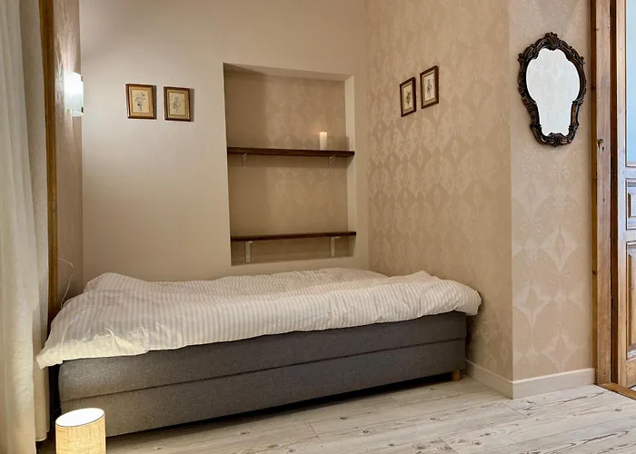 Elite Apart Near Svoboda Avenue